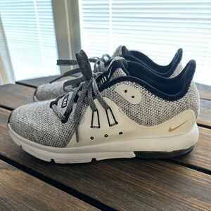 Nike Air Max Sneakers Size 2.5Y